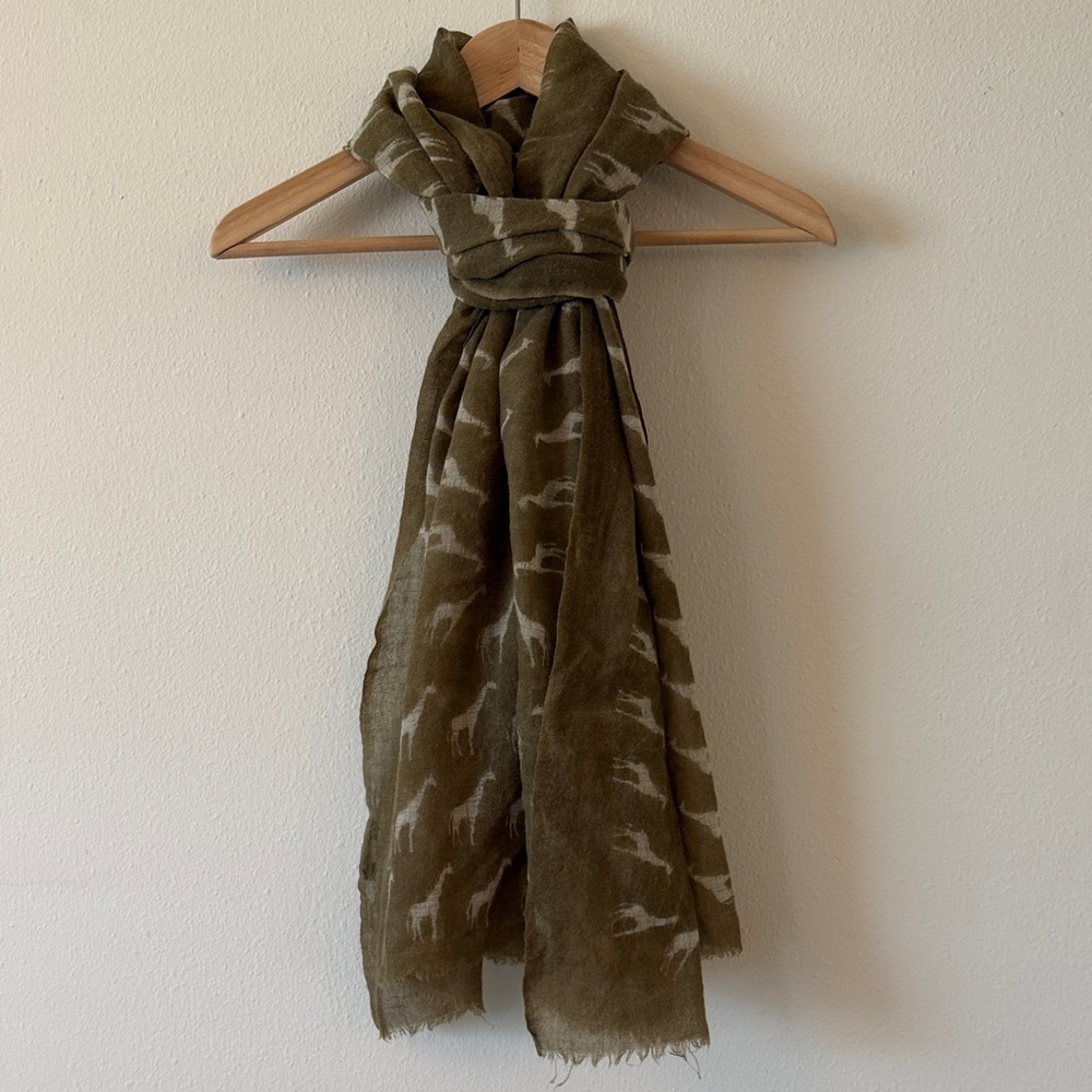 Anthropologie 100% Wool Giraffe Scarf